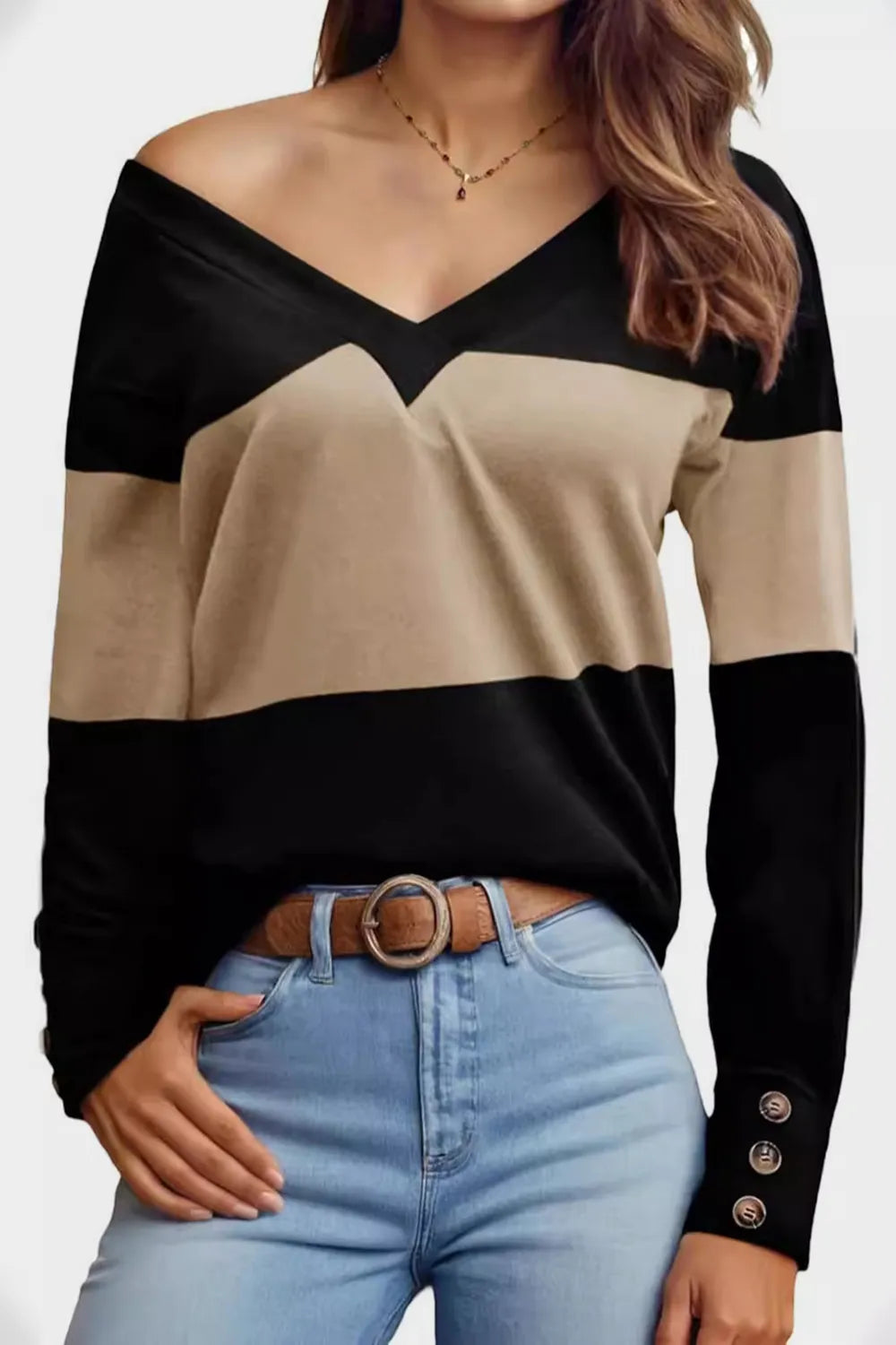 Decorative Button Contrast V-neck Long Sleeve T-shirt (2)
