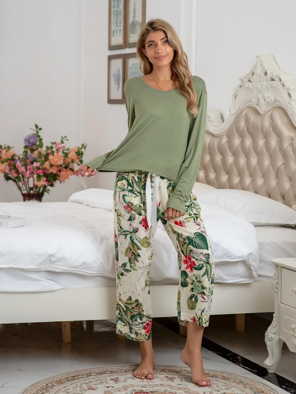 Round Neck Top Printed Pants Lounge Set (17)