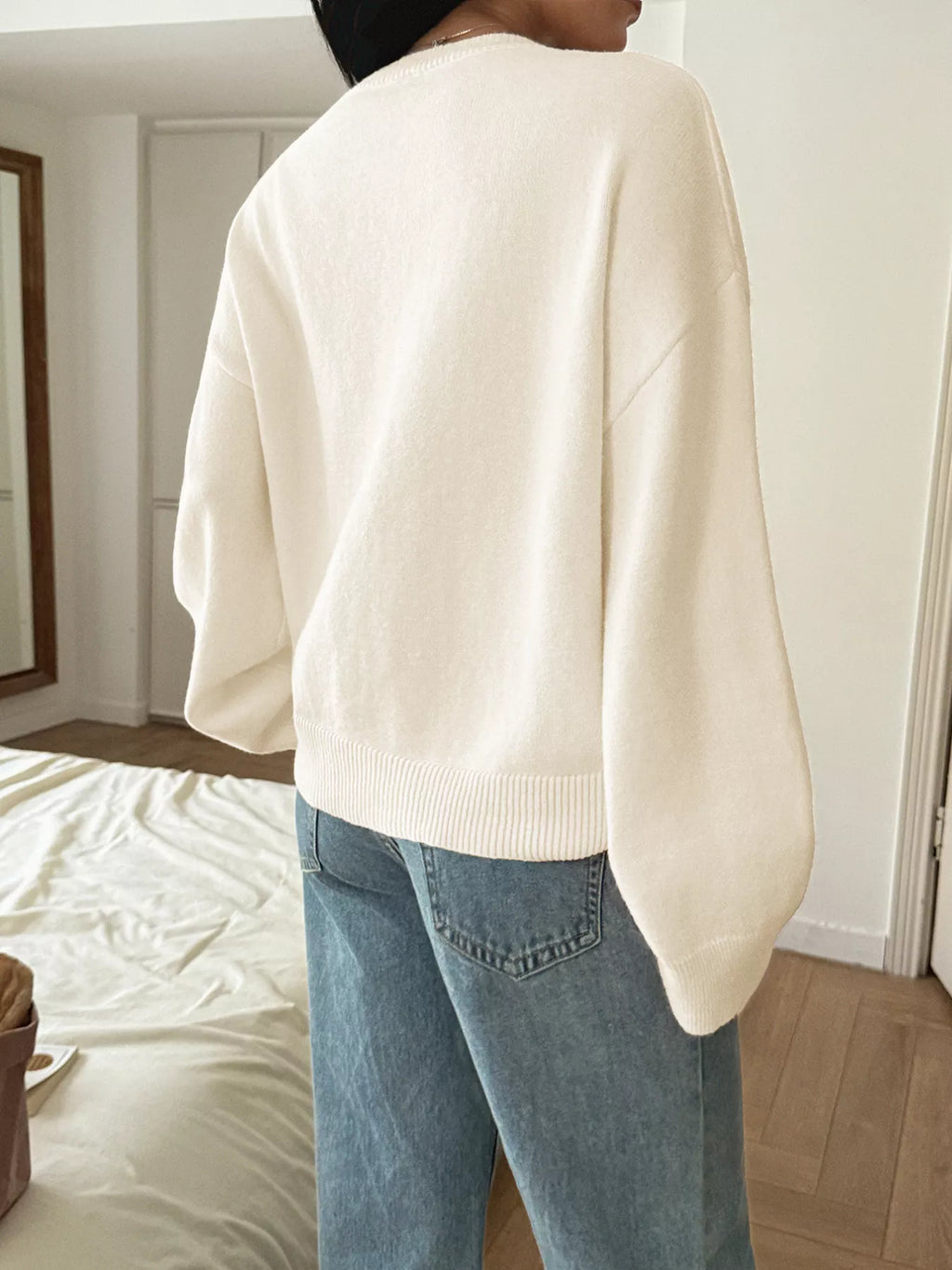 V-neck Loose Fit Sweater (13)