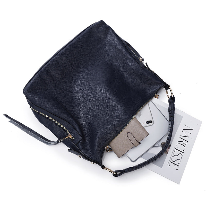 Casual Leather Shoulder Bag Large Capacity photo 1