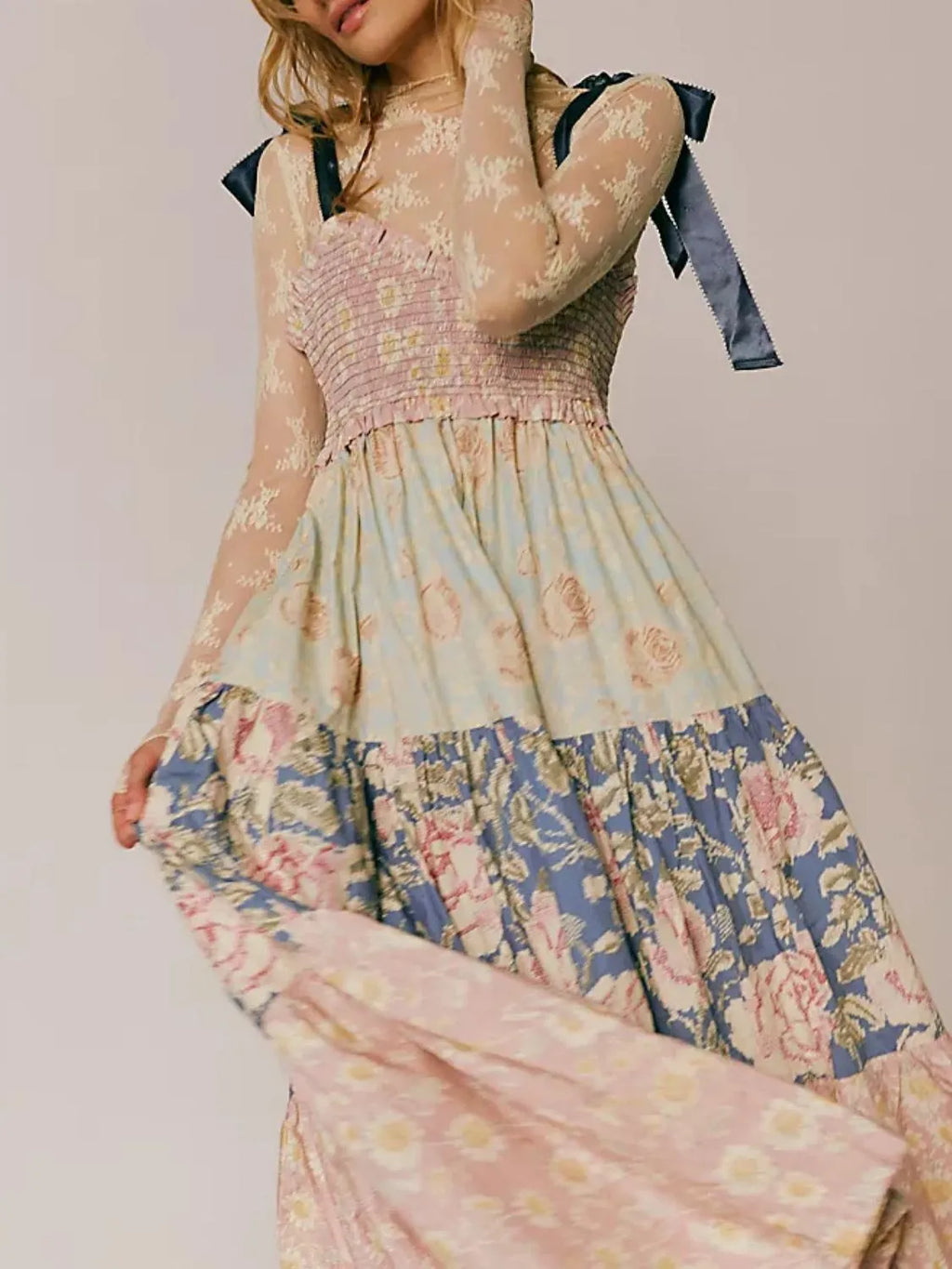 Printed V-neck Tie Shoulder Cami Dress (6)