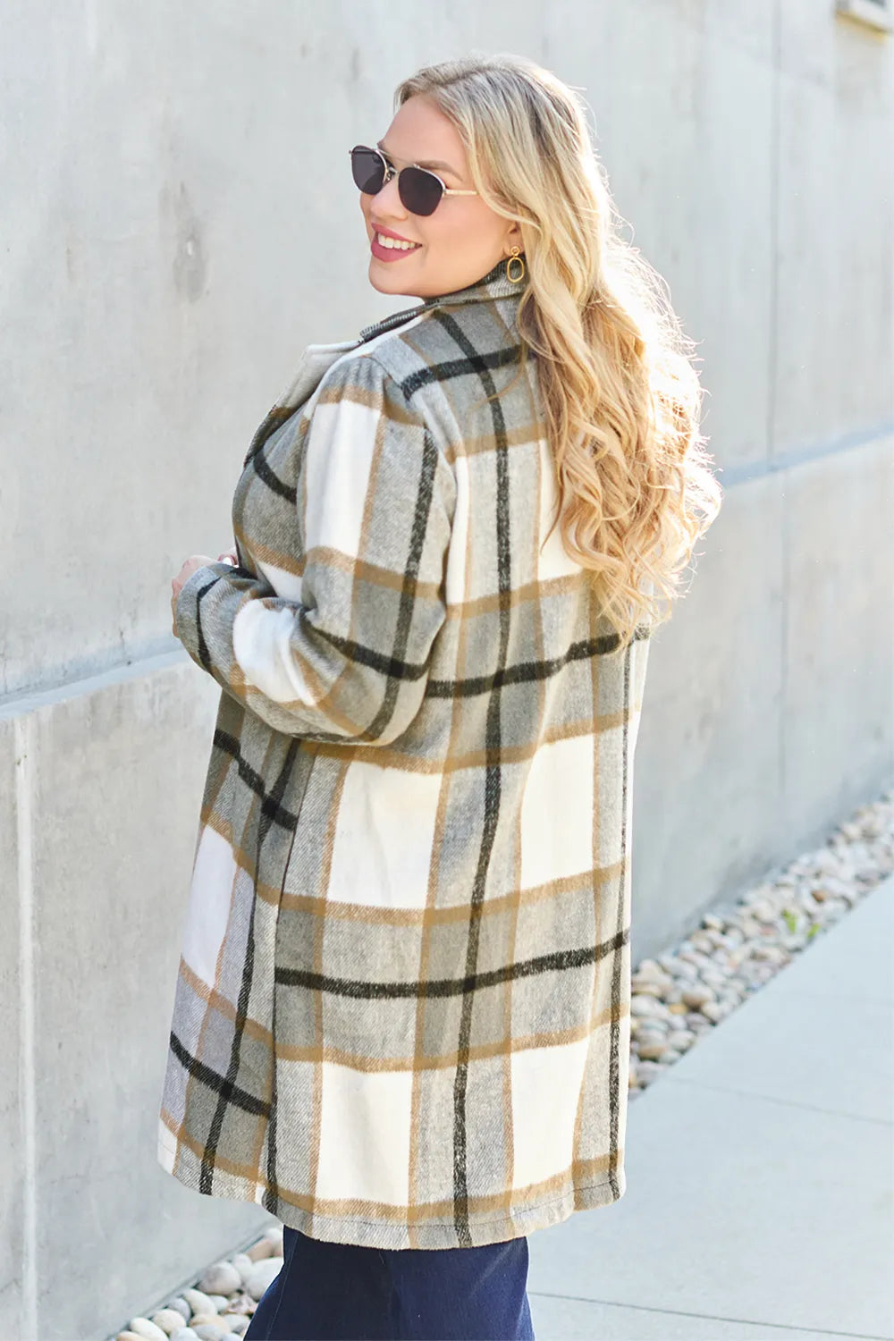 Full Size Plaid Button Up Lapel Collar Coat (31)