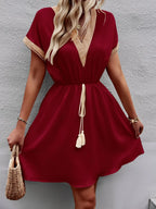 Contrast Trim V-neck Short Sleeve Mini Dress (18)
