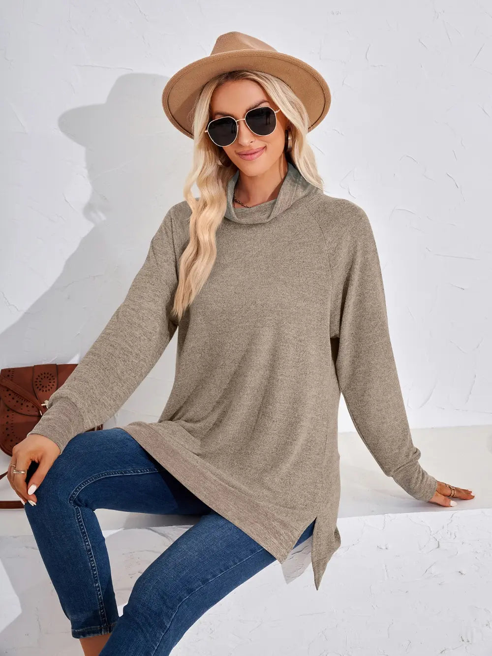 Contrast Mock Neck Long Sleeve T-shirt (18)