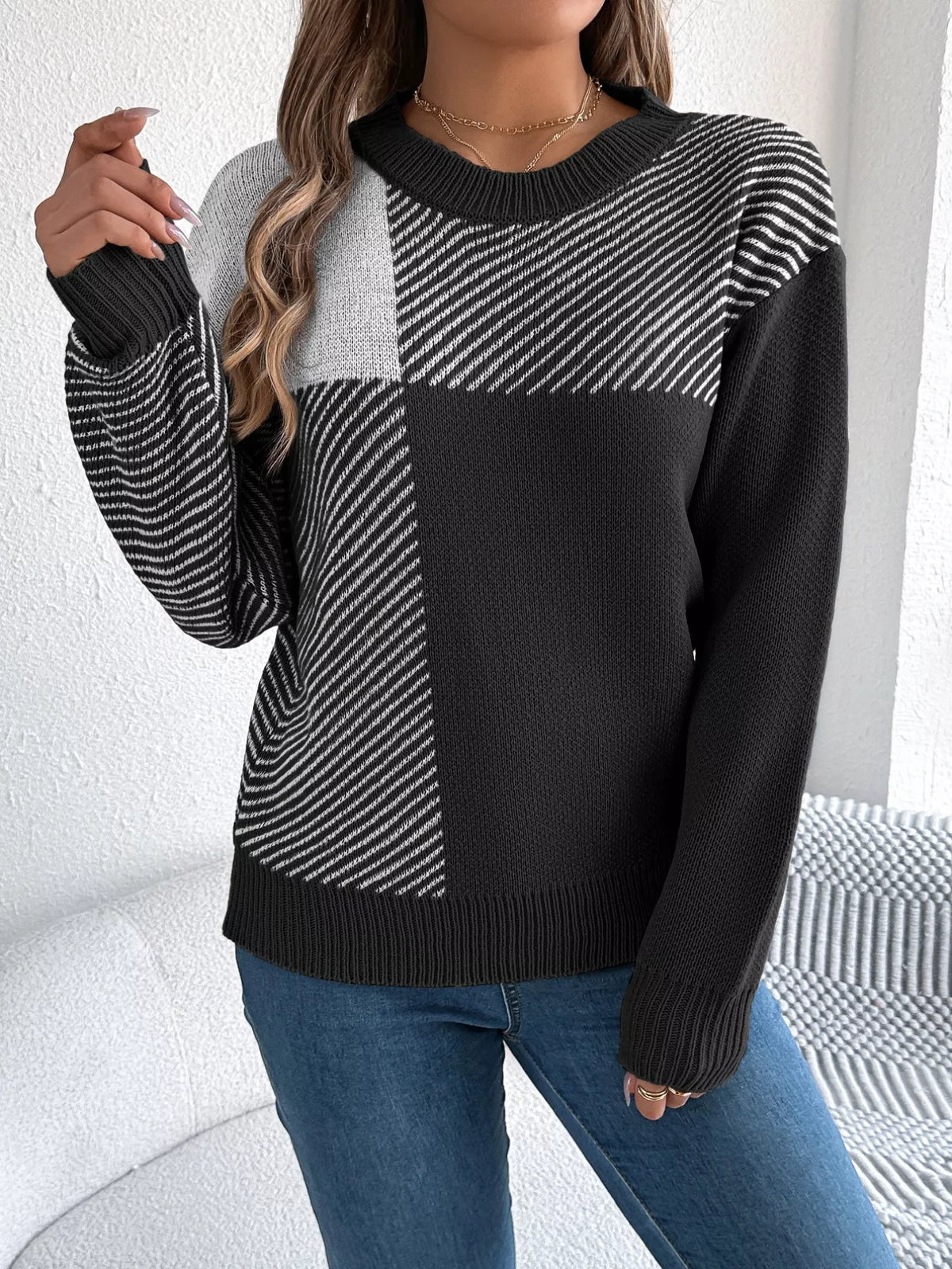 Block Striped Round Neck Sweater (17)