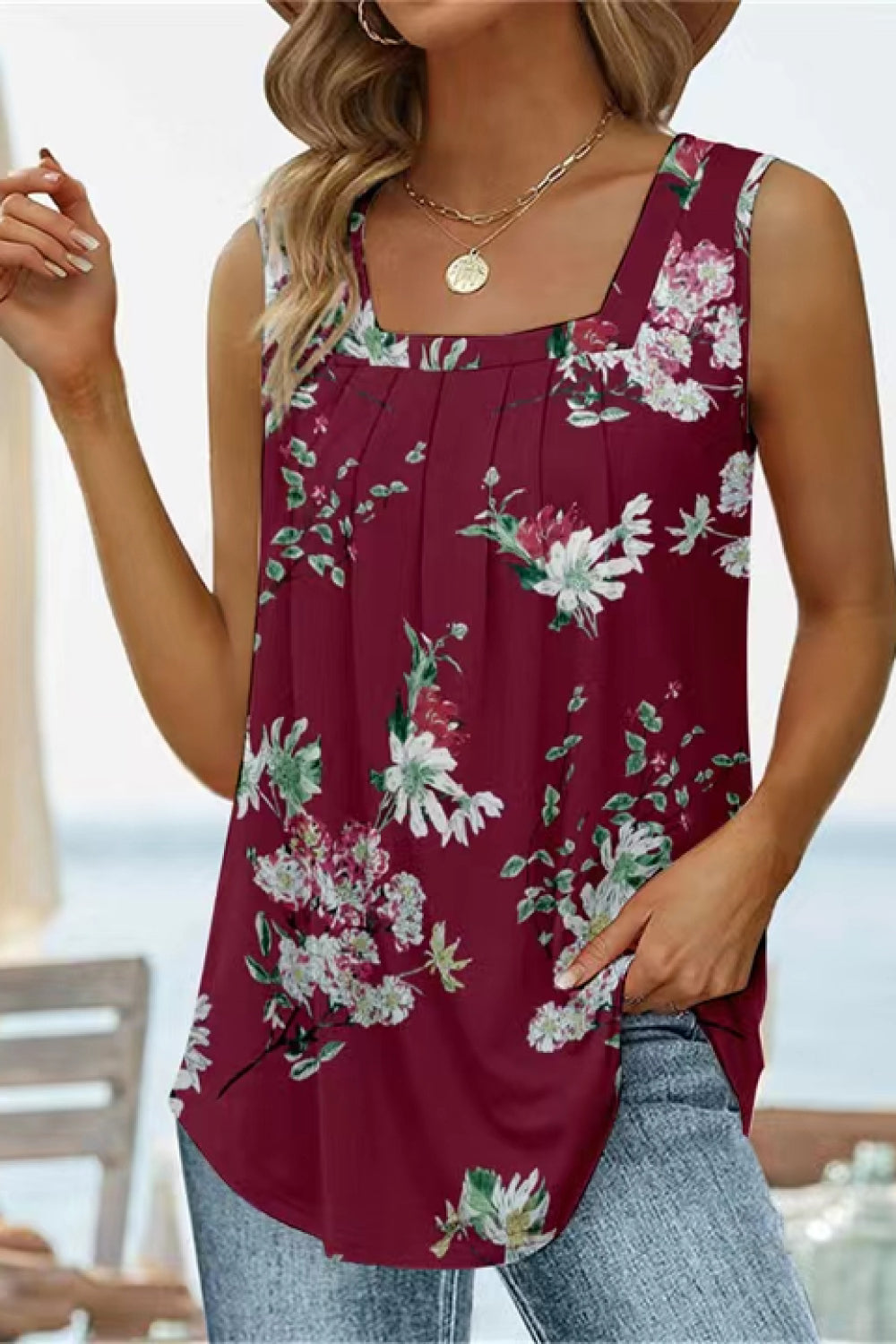 Printed Square Neck Curved Hem Tank (16)
