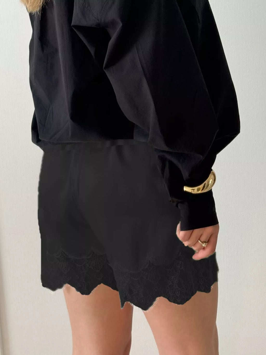 Lace Trim Elastic Waist Shorts (13)