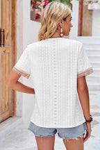 Eyelet V-neck Short Sleeve T-shirt (6)