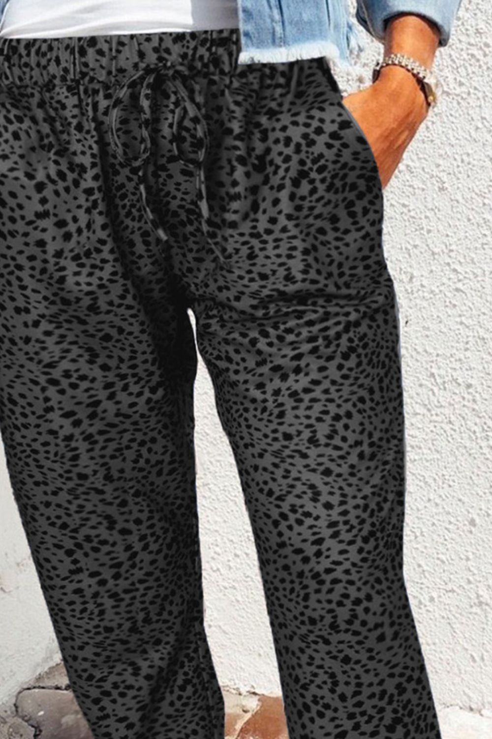 Leopard Print Joggers Pockets (12)