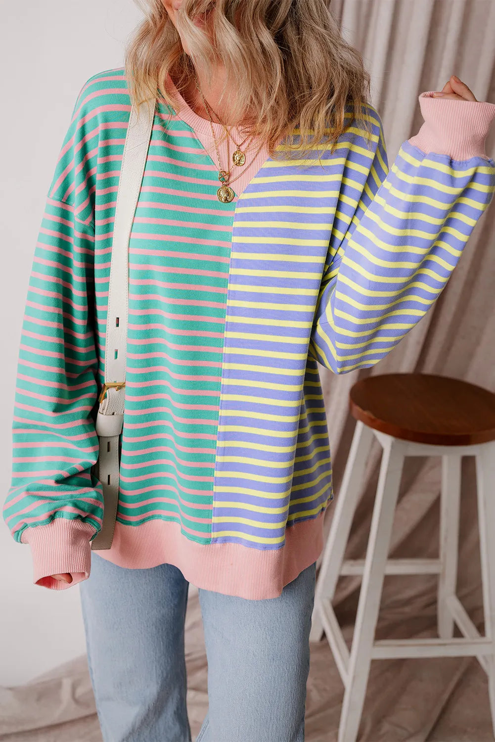 Contrast Stripes Round Neck Long Sleeve Sweatshirt (4)