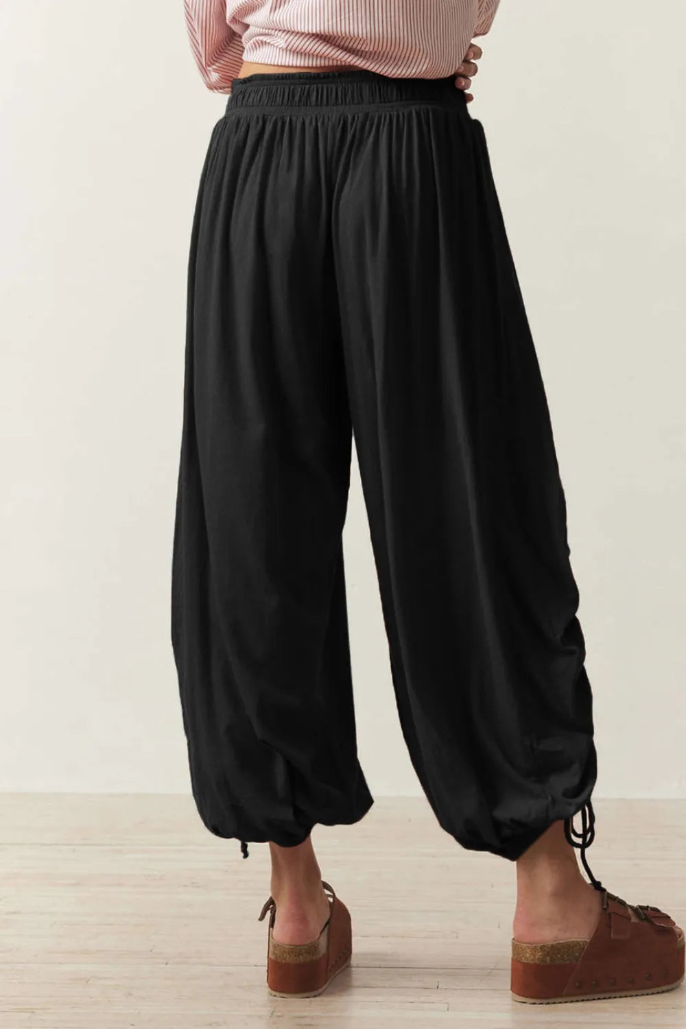 Drawstring Ruched Pants (3)