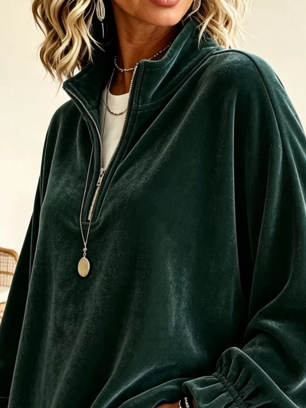 Velvet Quarter-zip Sweatshirt Ruffled Cuffs (5)