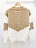 Block V-neck Knit Sweater (3)