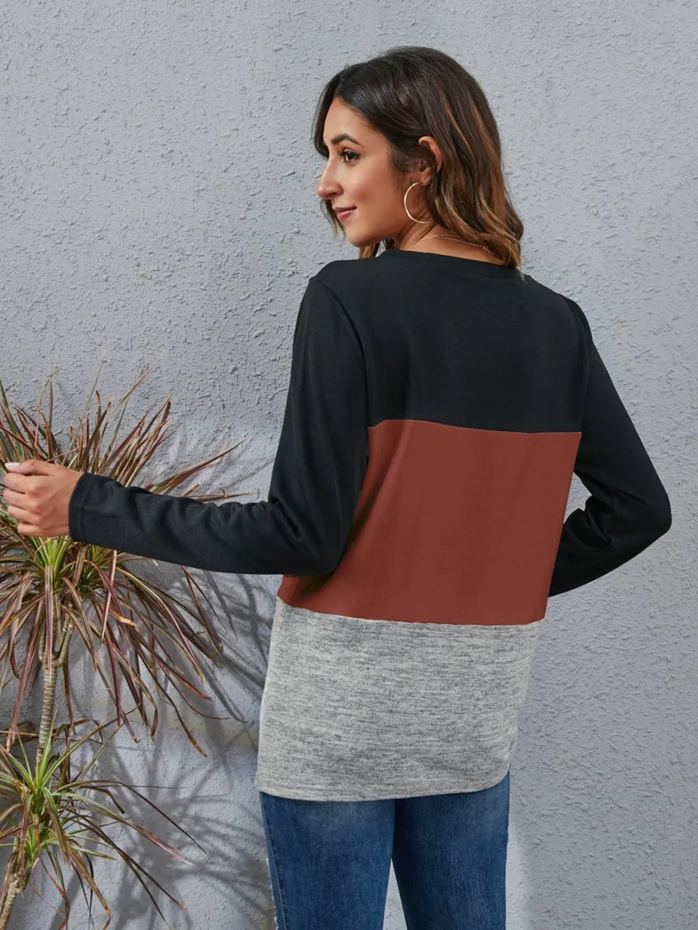 Block Round Neck Long Sleeve T-shirt (8)