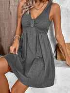 Sleeveless V-neck A-line Dress (10)