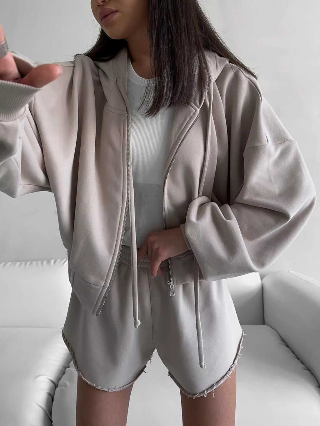 Zip Up Long Sleeve Outerwear Shorts Set (30)