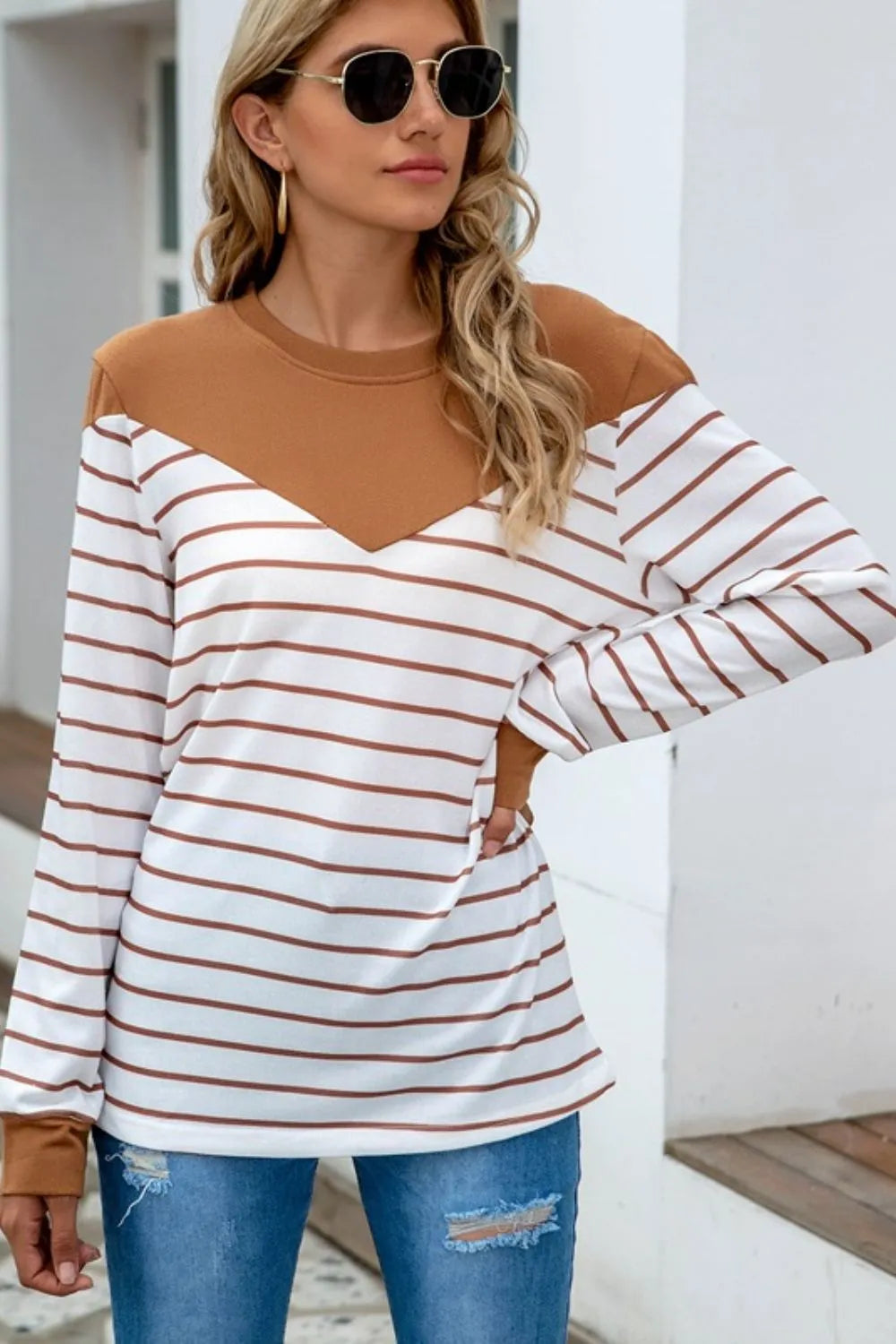 Striped Round Neck Long Sleeve T-shirt (7)