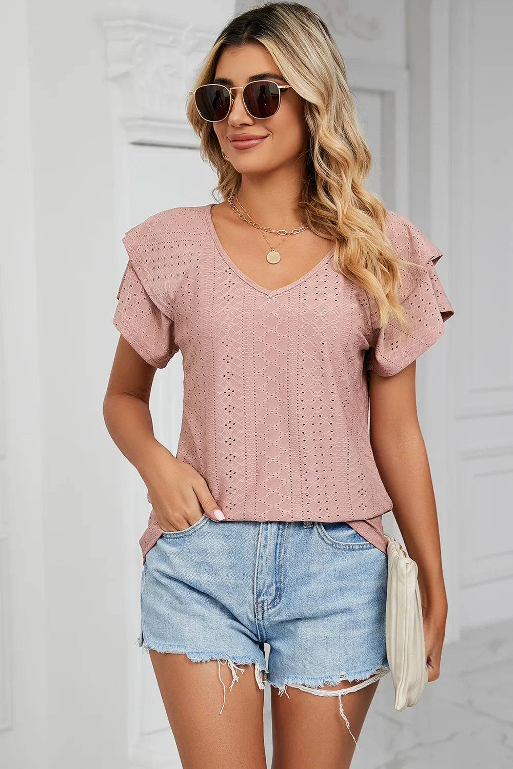 Eyelet V-neck Short Sleeve T-shirt (20)
