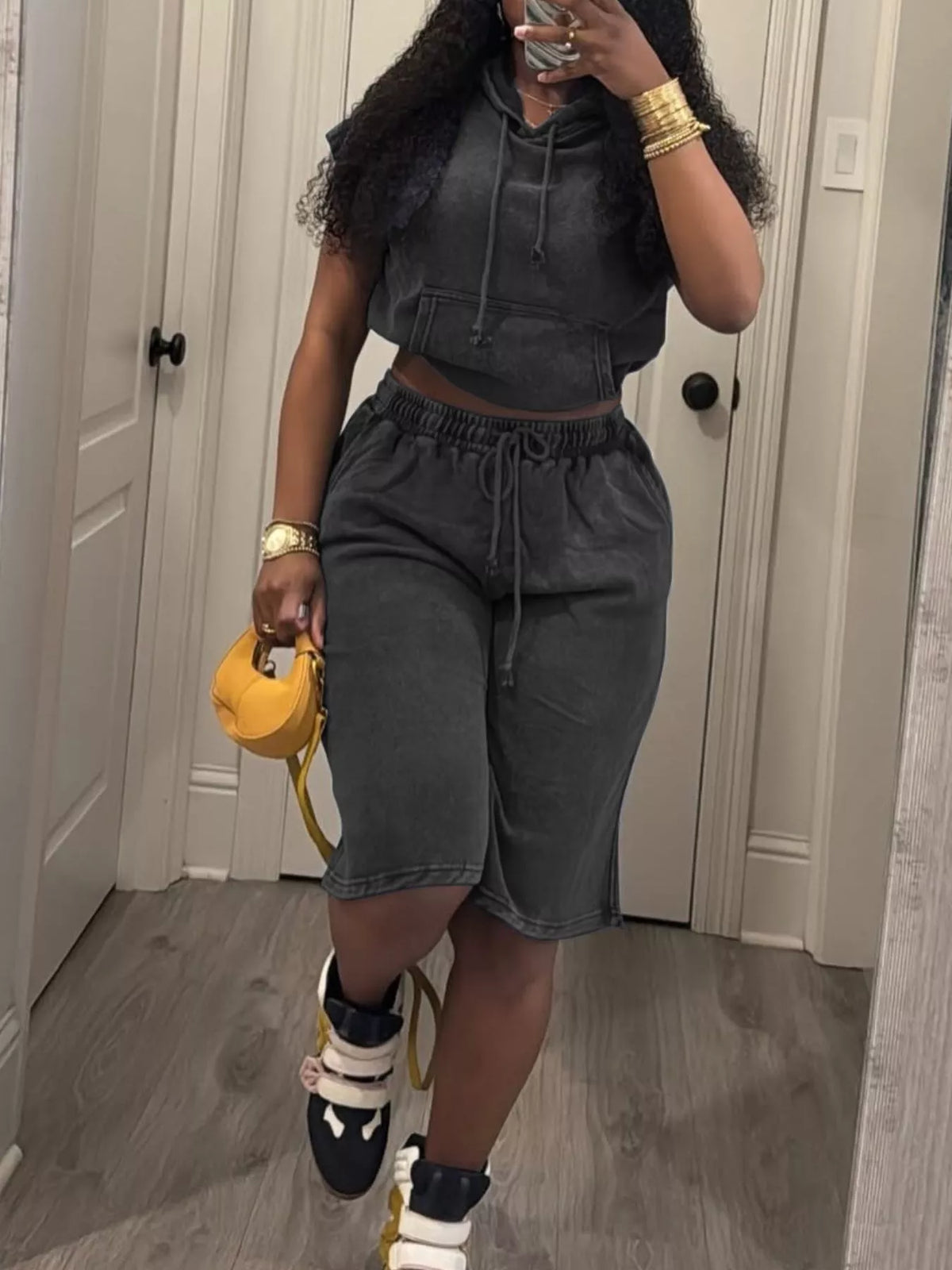 Hooded Crop Top Shorts Set (7)