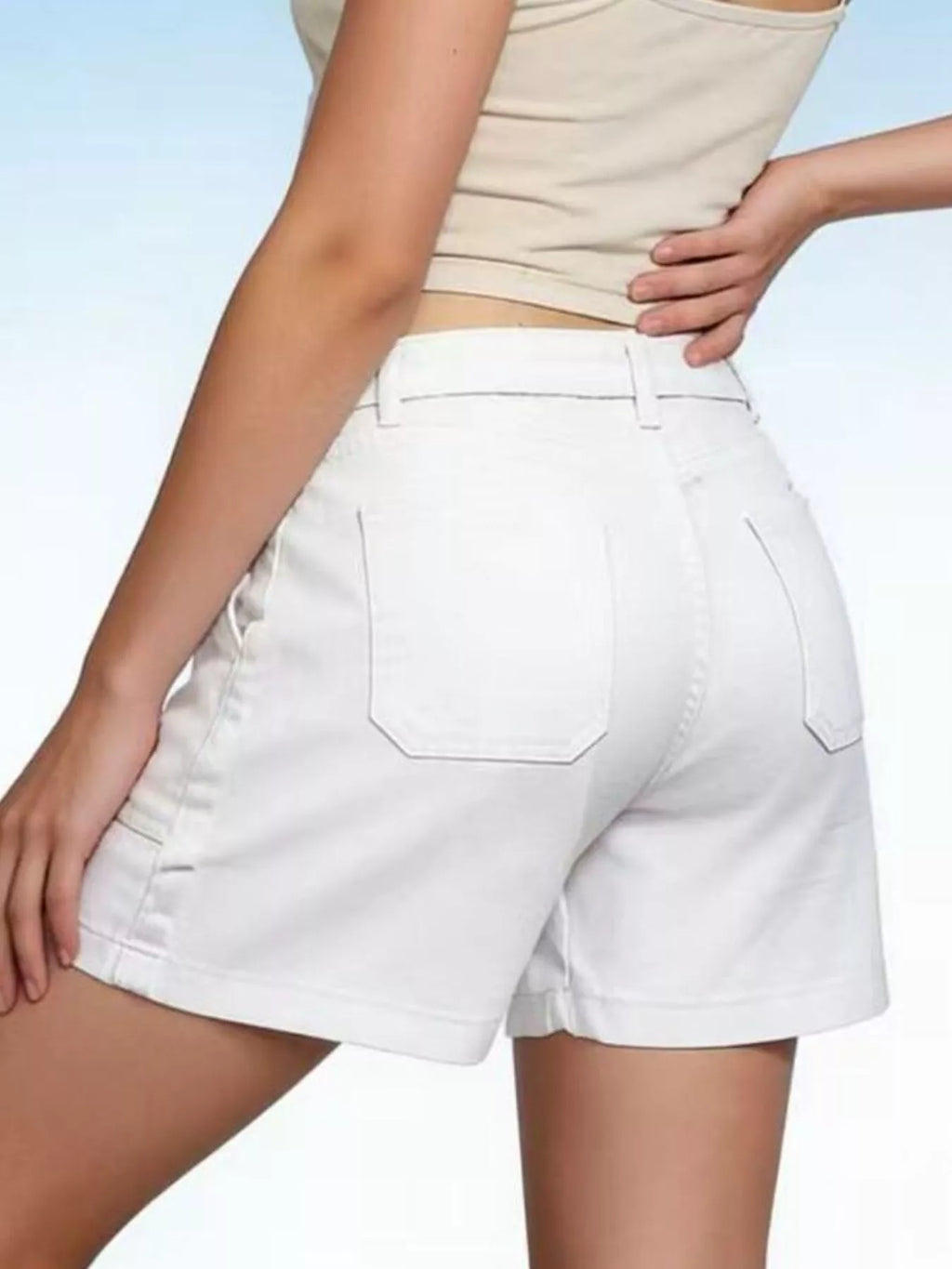 Pocketed Denim Shorts (2)