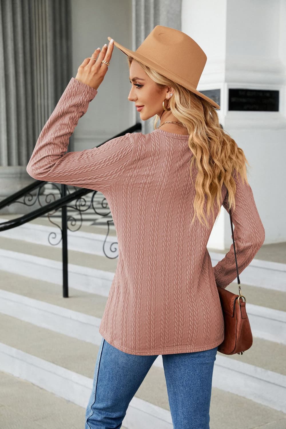 Cable-knit Long Sleeve V-neck T-shirt (15)