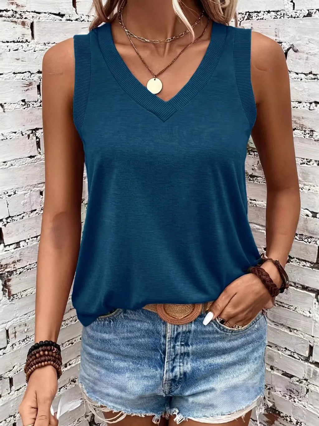 Breathable V-neck Ribbed-band Tank Top (10)