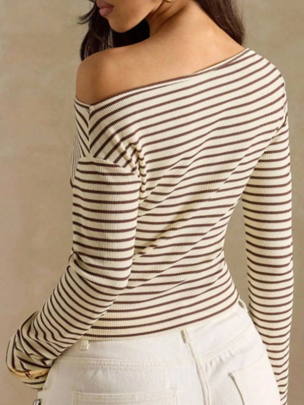 Off-shoulder Striped Ribbed Long Sleeve T-shirt (8)