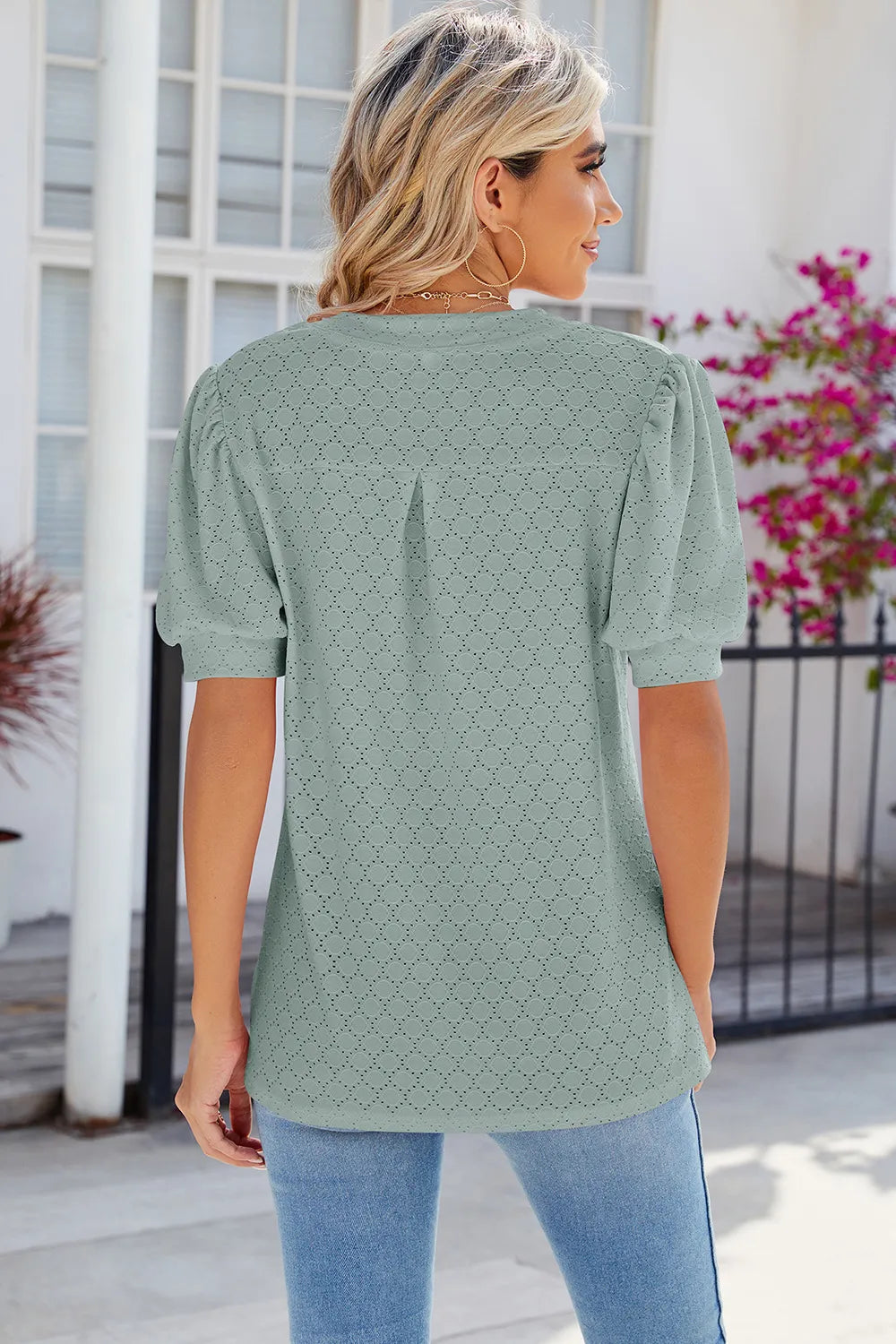 Eyelet Notched Puff Sleeve T-shirt (24)