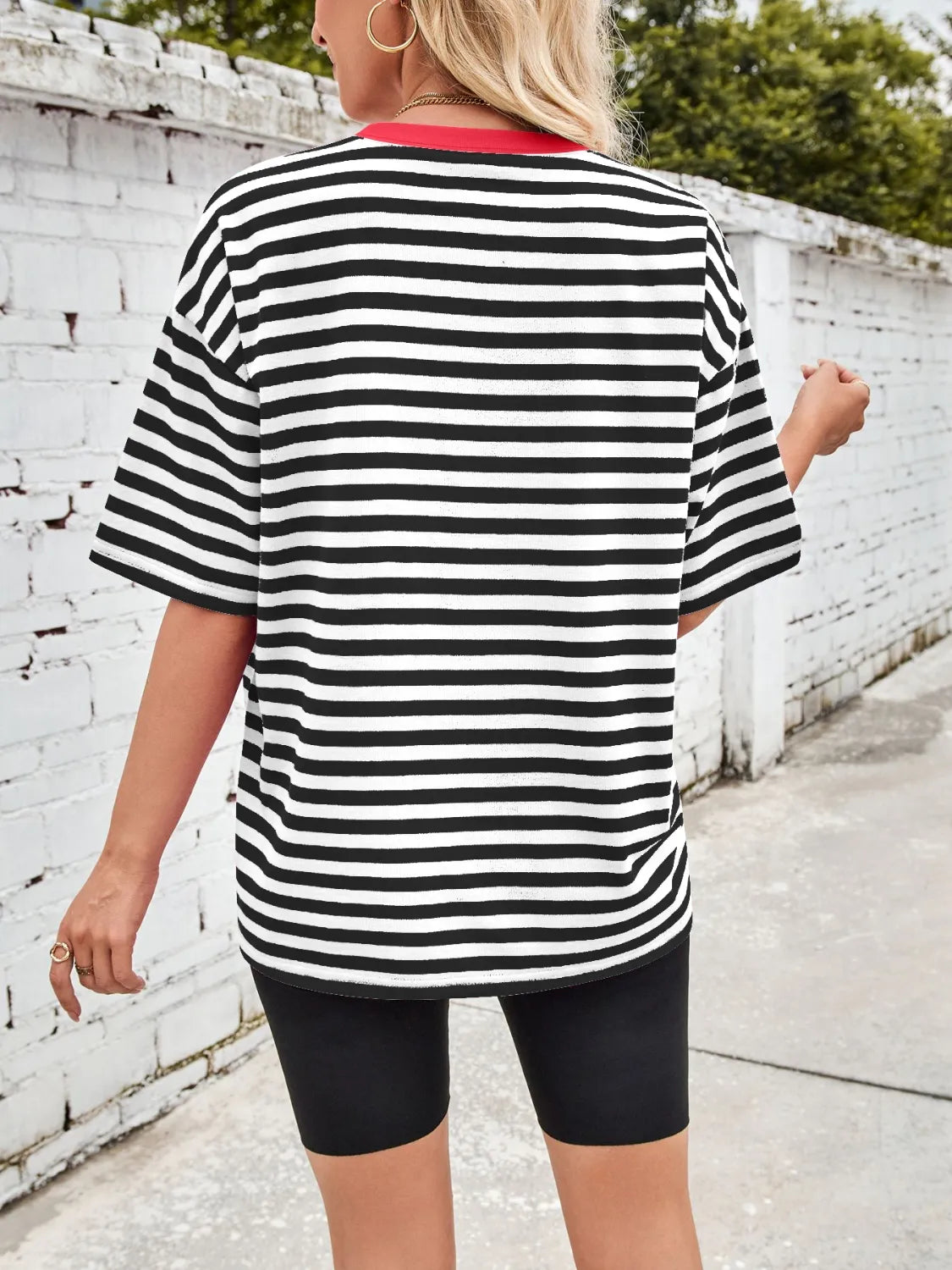 Contrast Striped Round Neck T-shirt (7)