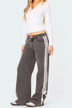 Side Striped Loose Fit Jeans (10)