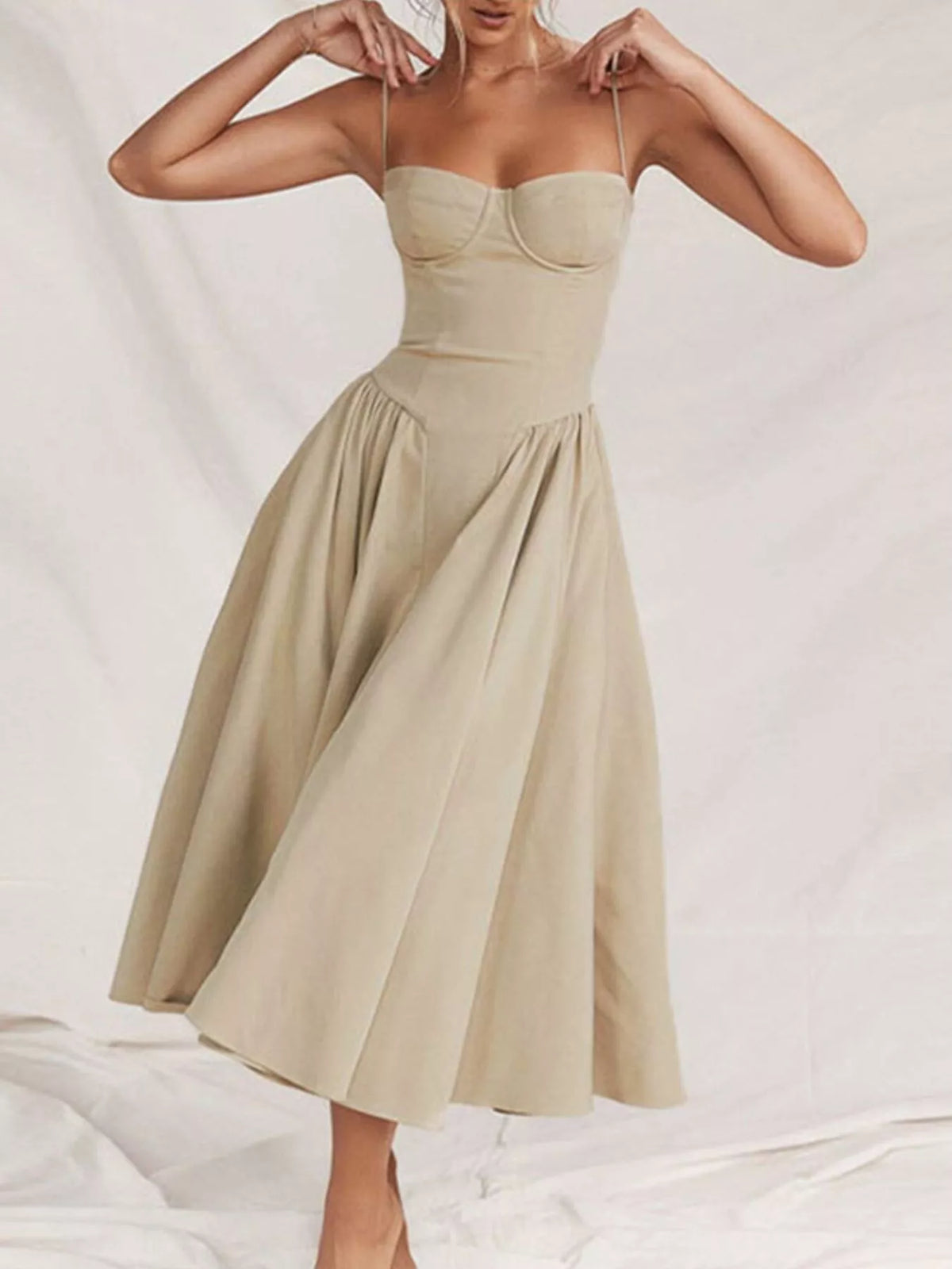 Sweetheart Neck Spaghetti Strap Midi Dress (7)