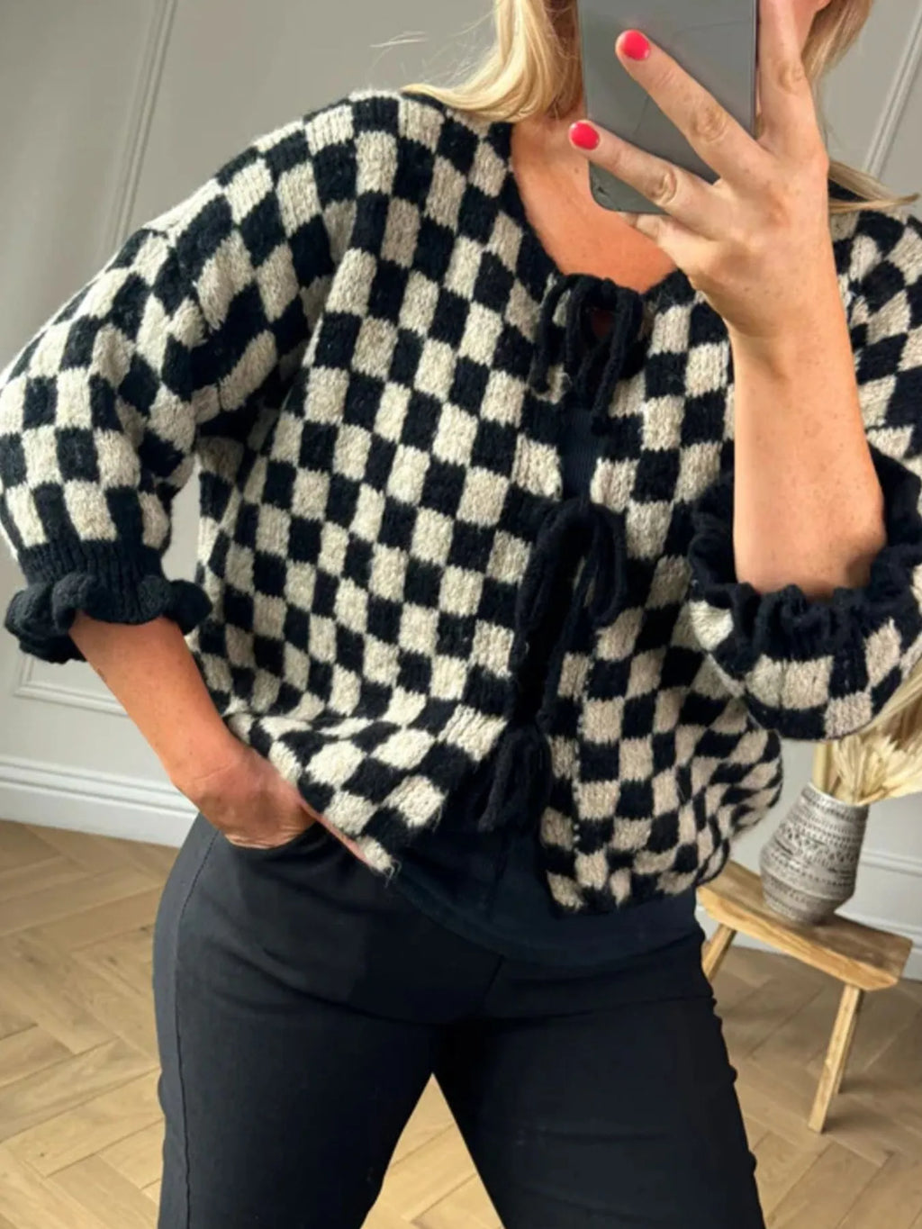 Checkered Tie-front Knit Cardigan (8)