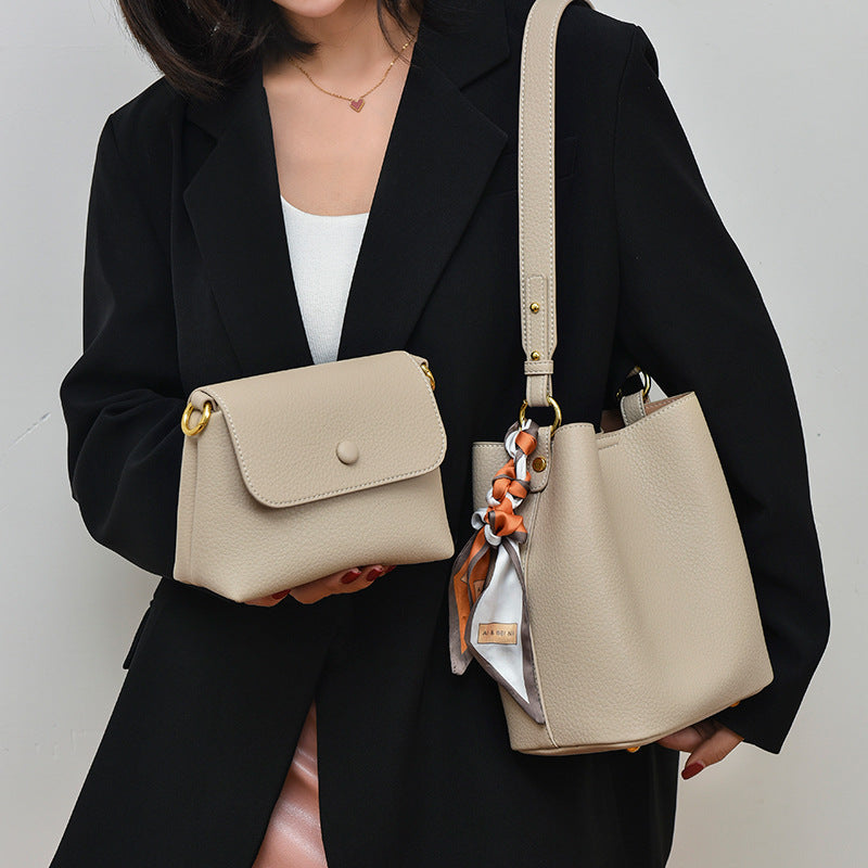 Shoulder Crossbody Casual High-end Commuter Tote Bag photo 3