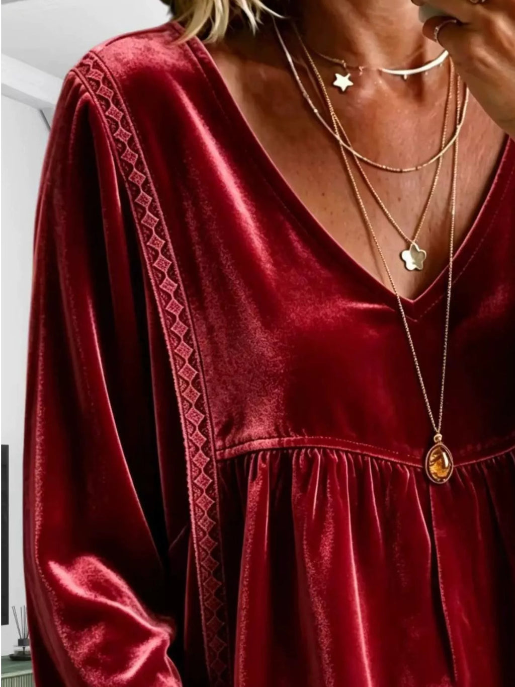 Full Size Velvet Lace Detail V-neck Blouse Plus (18)