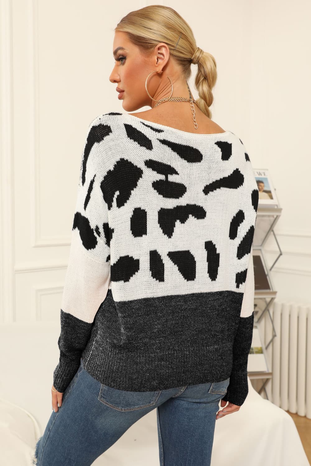 Full Size Two-tone Boat Neck Sweater (2)