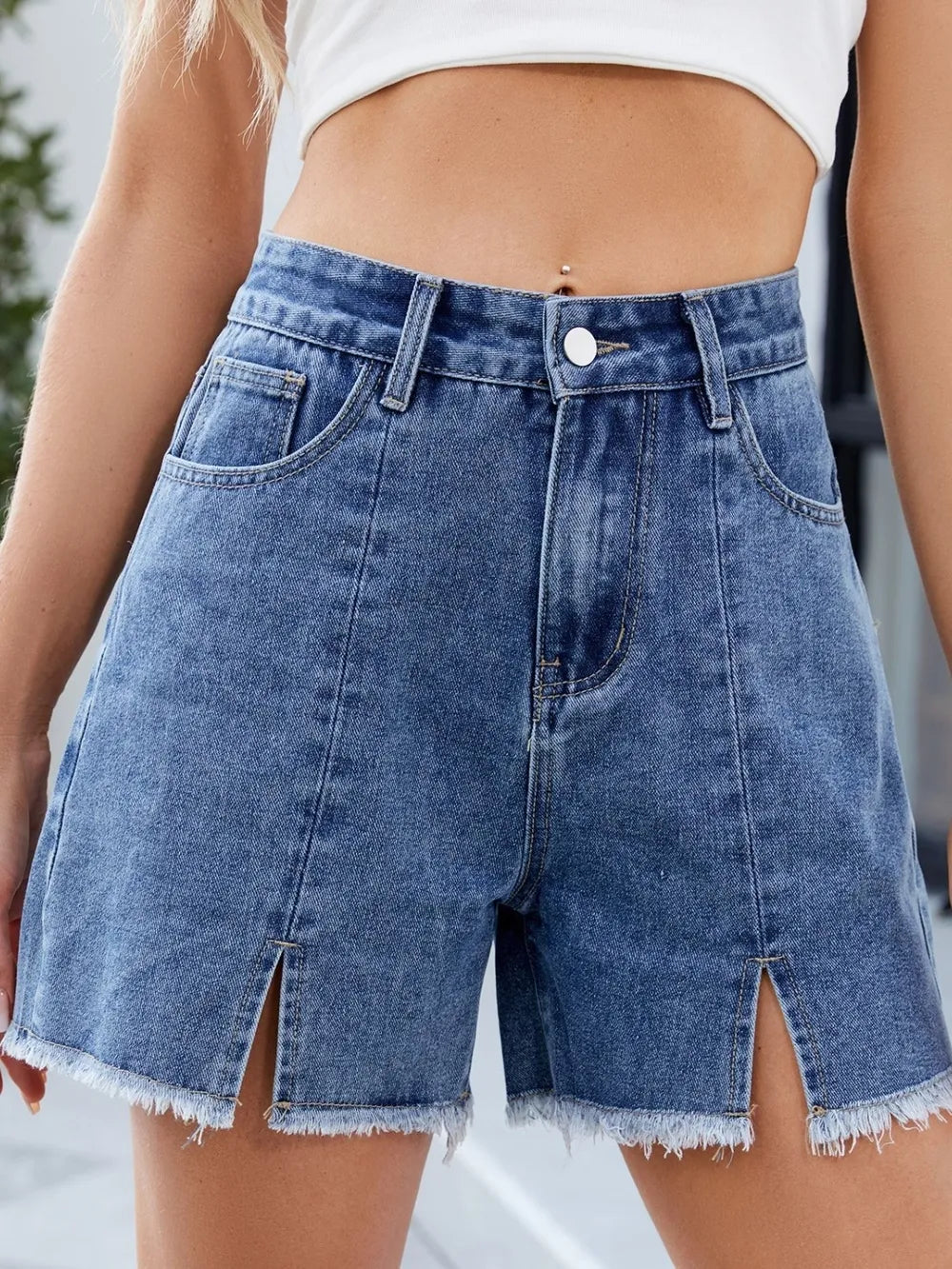 Raw Hem Slit Denim Shorts (7)