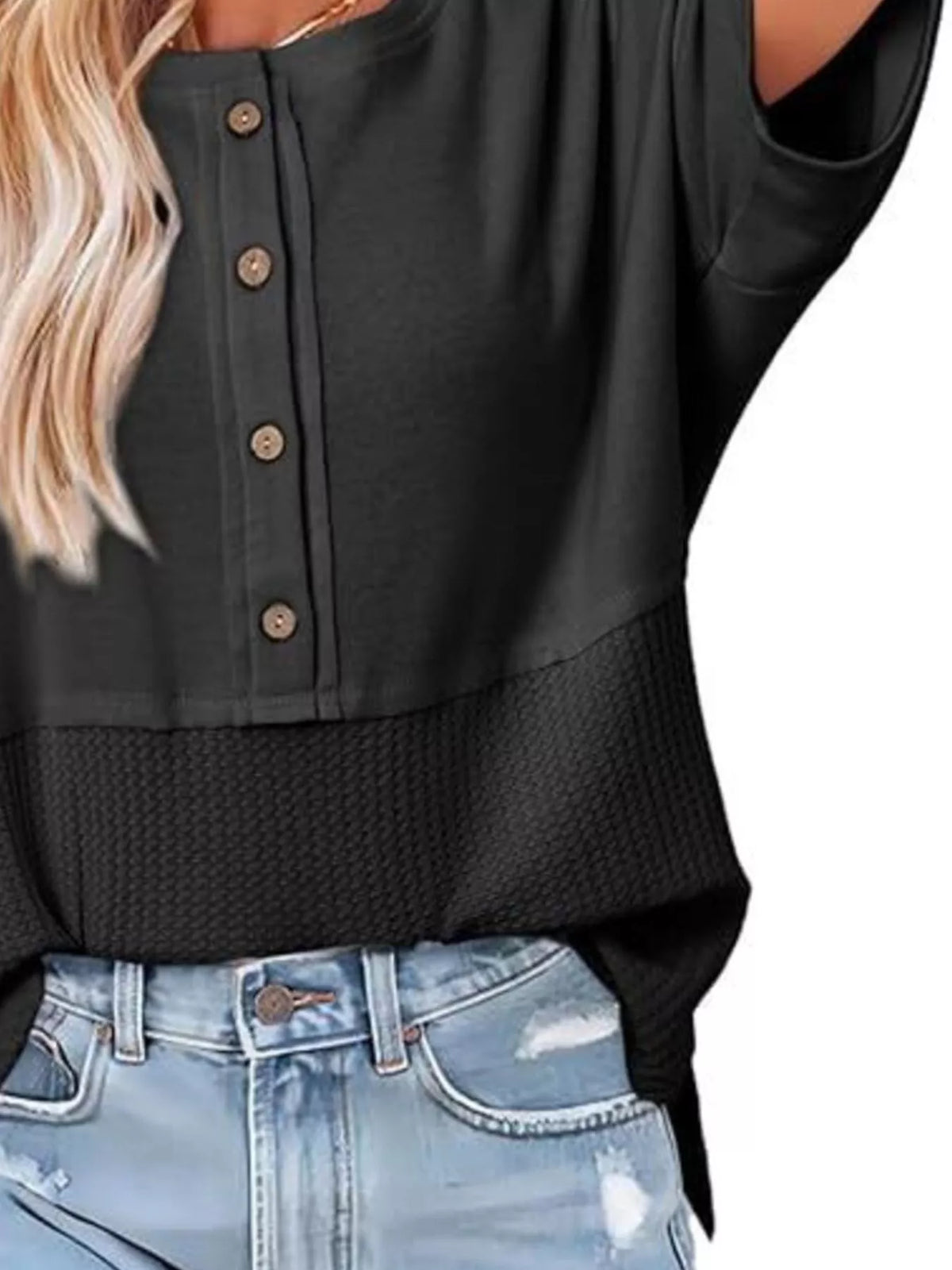 Button Detail Texture Knit T-shirt (3)