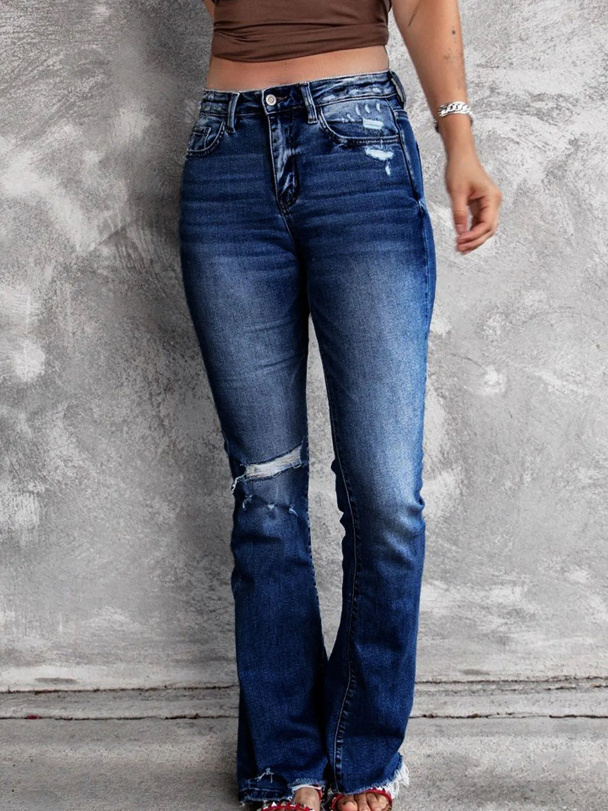 Distressed Flare Jeans (6)