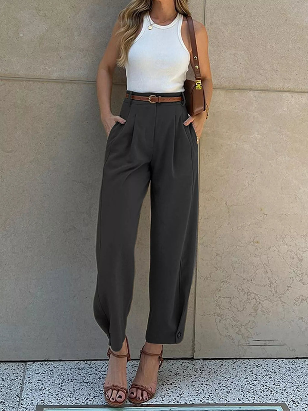 High-waisted Pleated Pants (4)