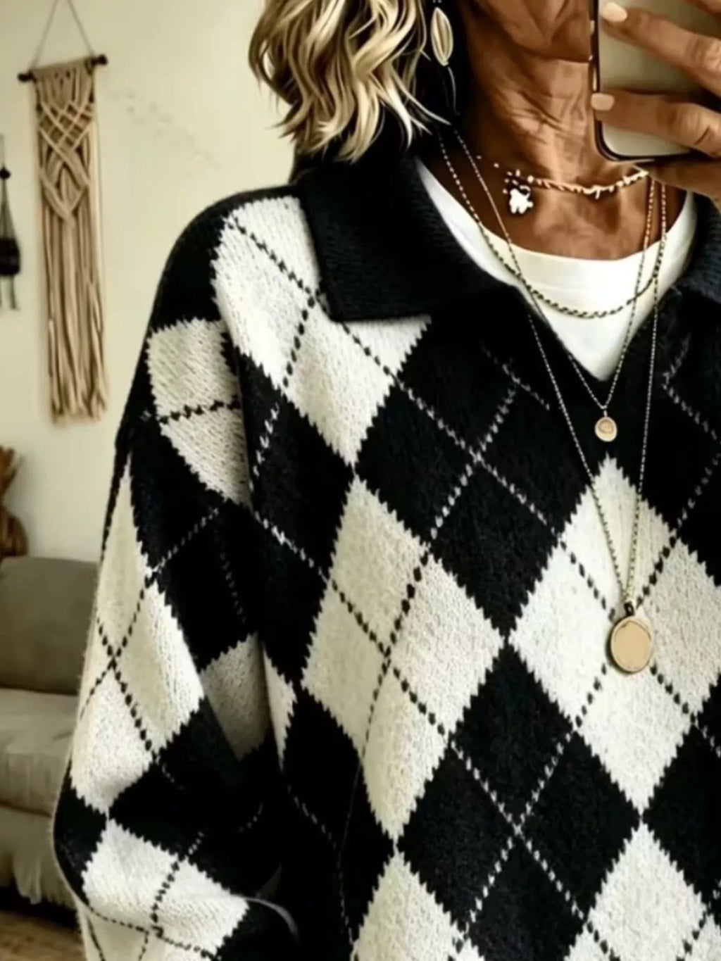 Argyle Pattern Polo Collar Sweater (5)