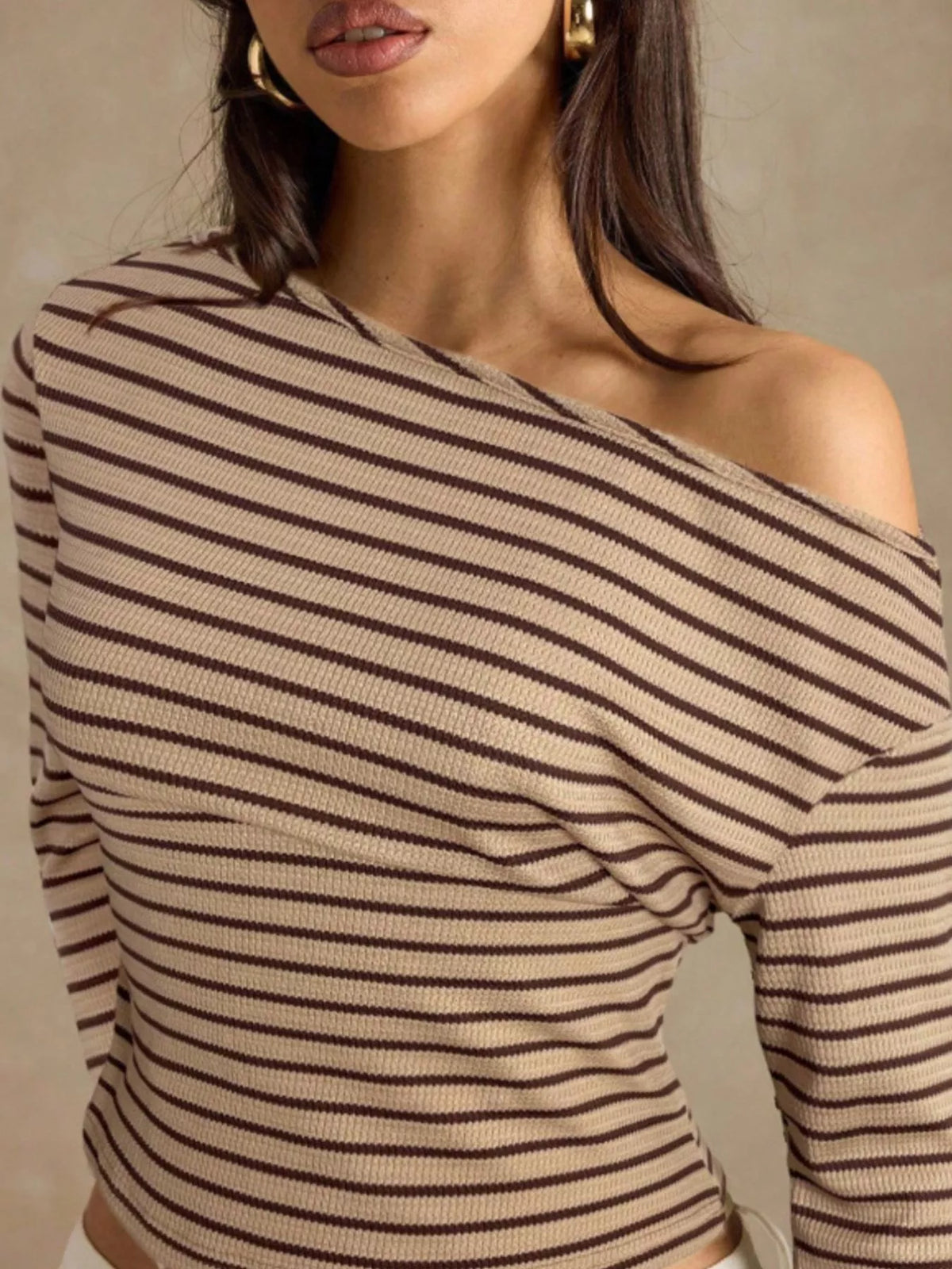 Off-shoulder Striped Ribbed Long Sleeve T-shirt (14)