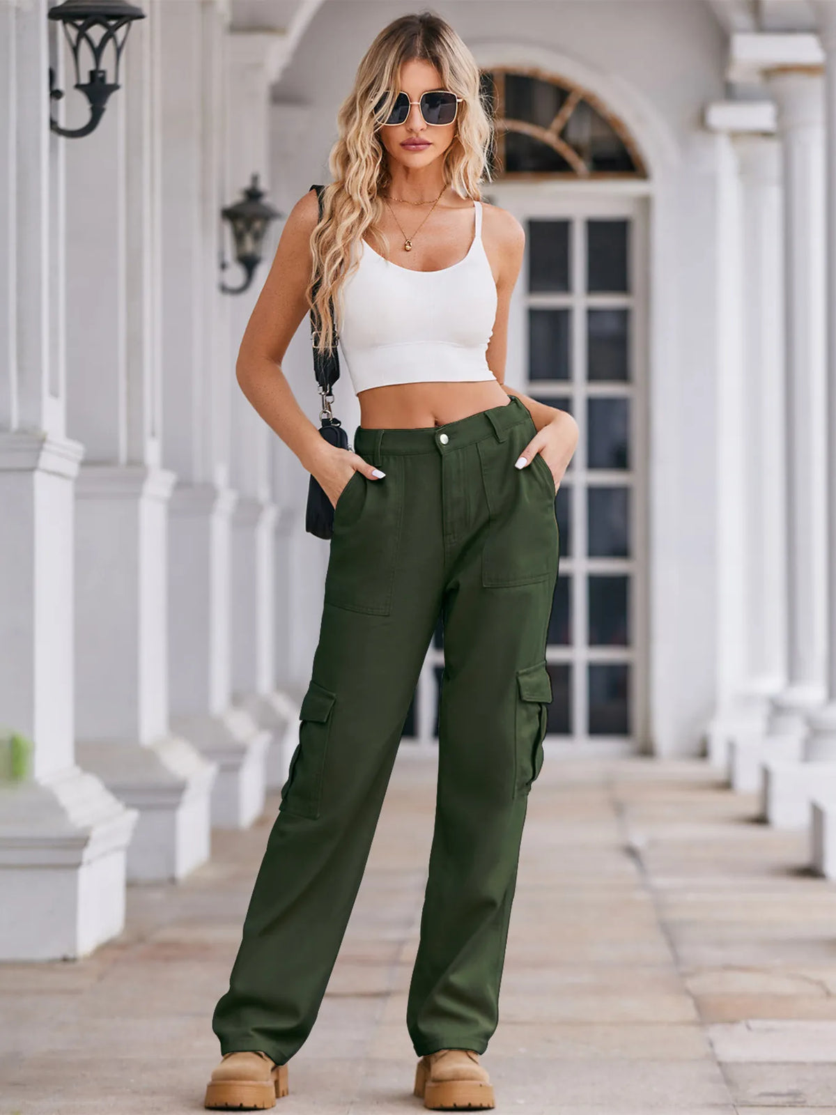 High-waisted Cargo Jeans (12)