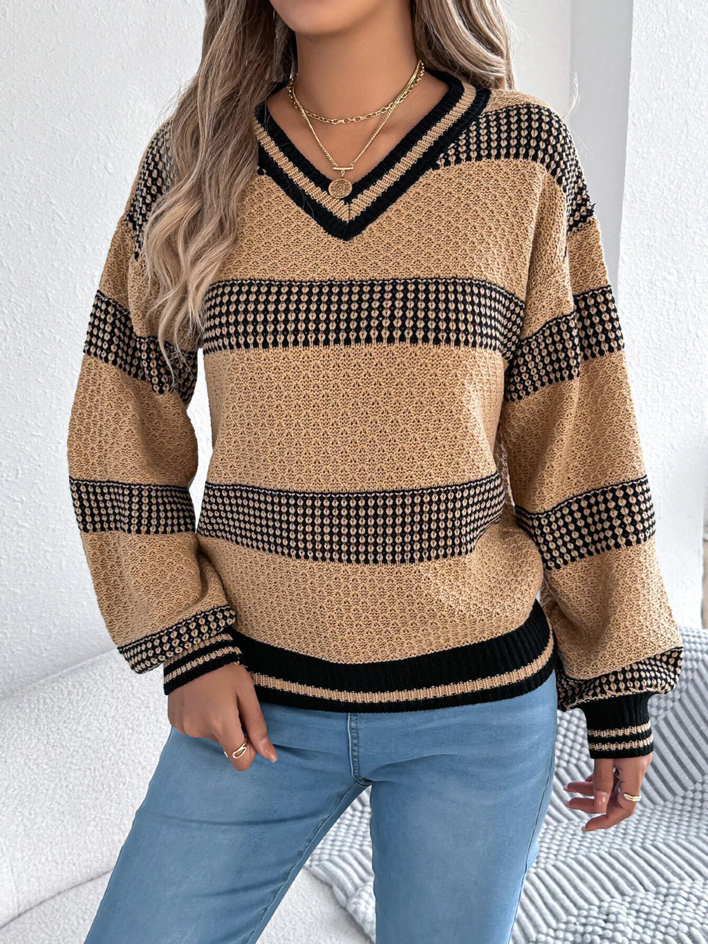 Contrast Striped V-neck Sweater (12)