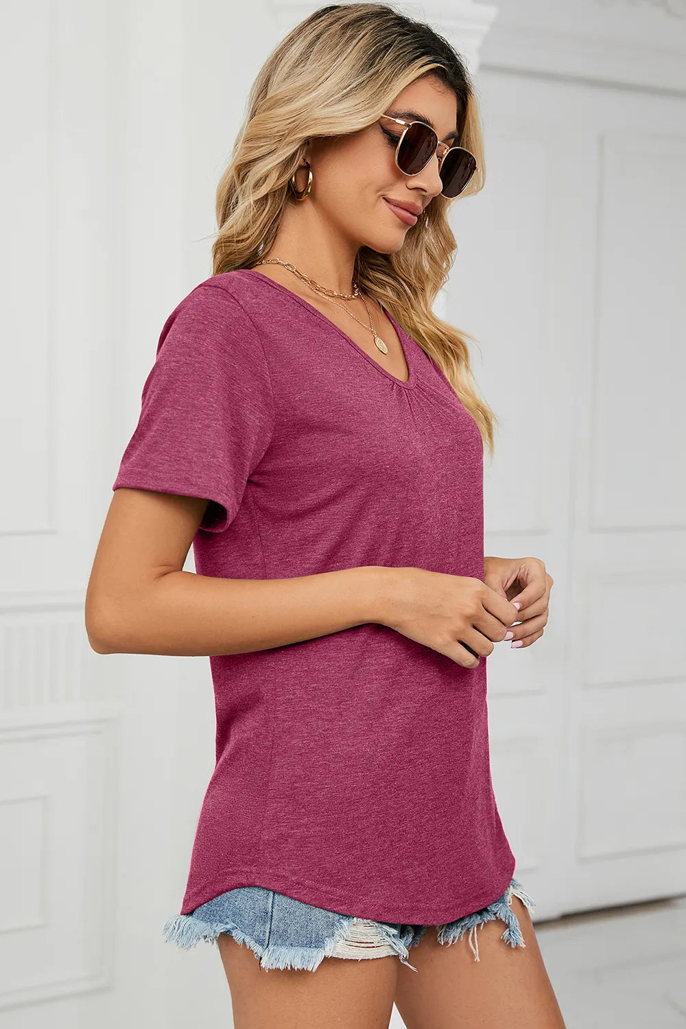 V-neck Short Sleeve T-shirt (22)