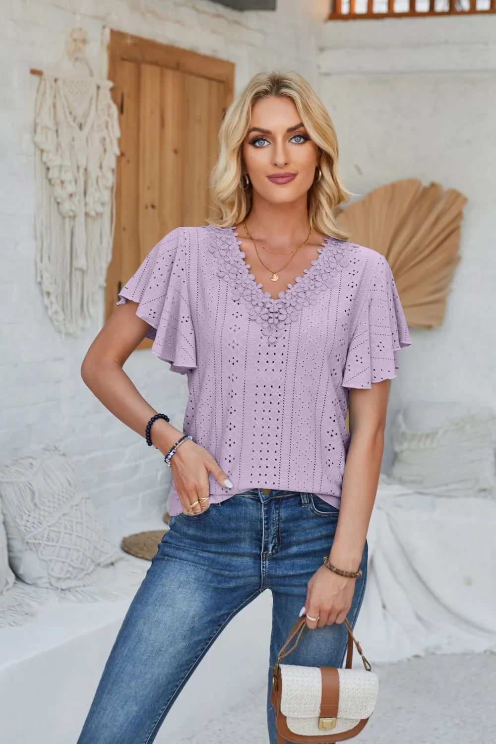 Eyelet Applique V-neck Cap Sleeve T-shirt (31)