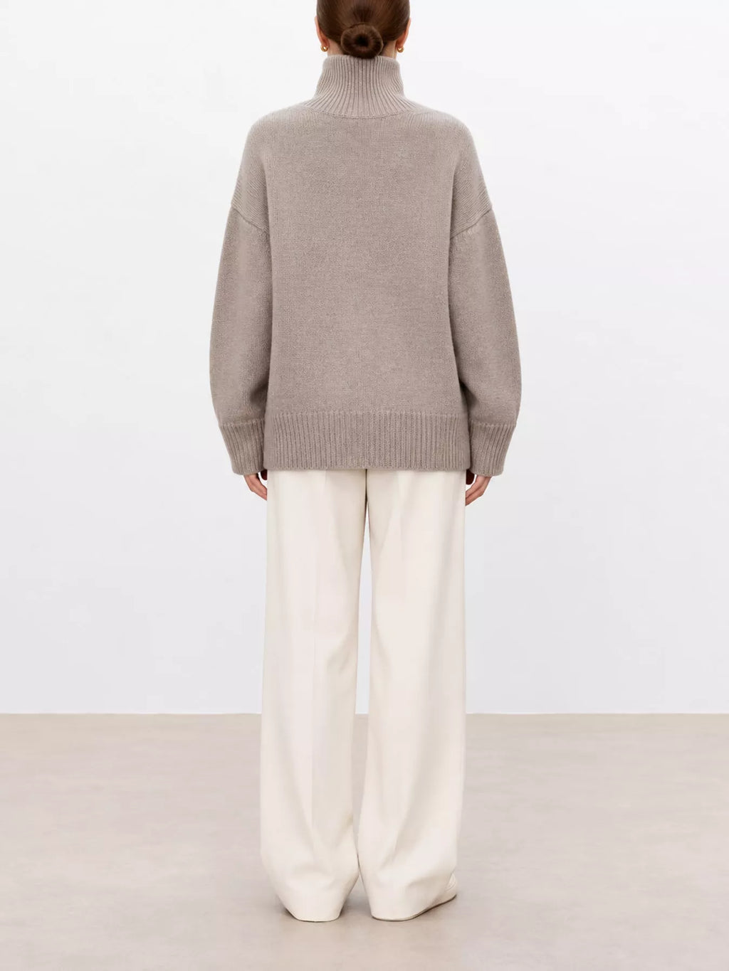 Oversized Turtleneck Wool Sweater (5)