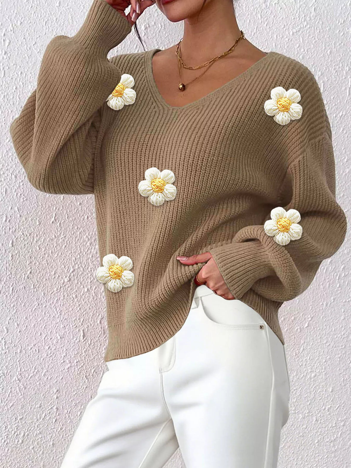 Floral Applique V-neck Sweater (15)