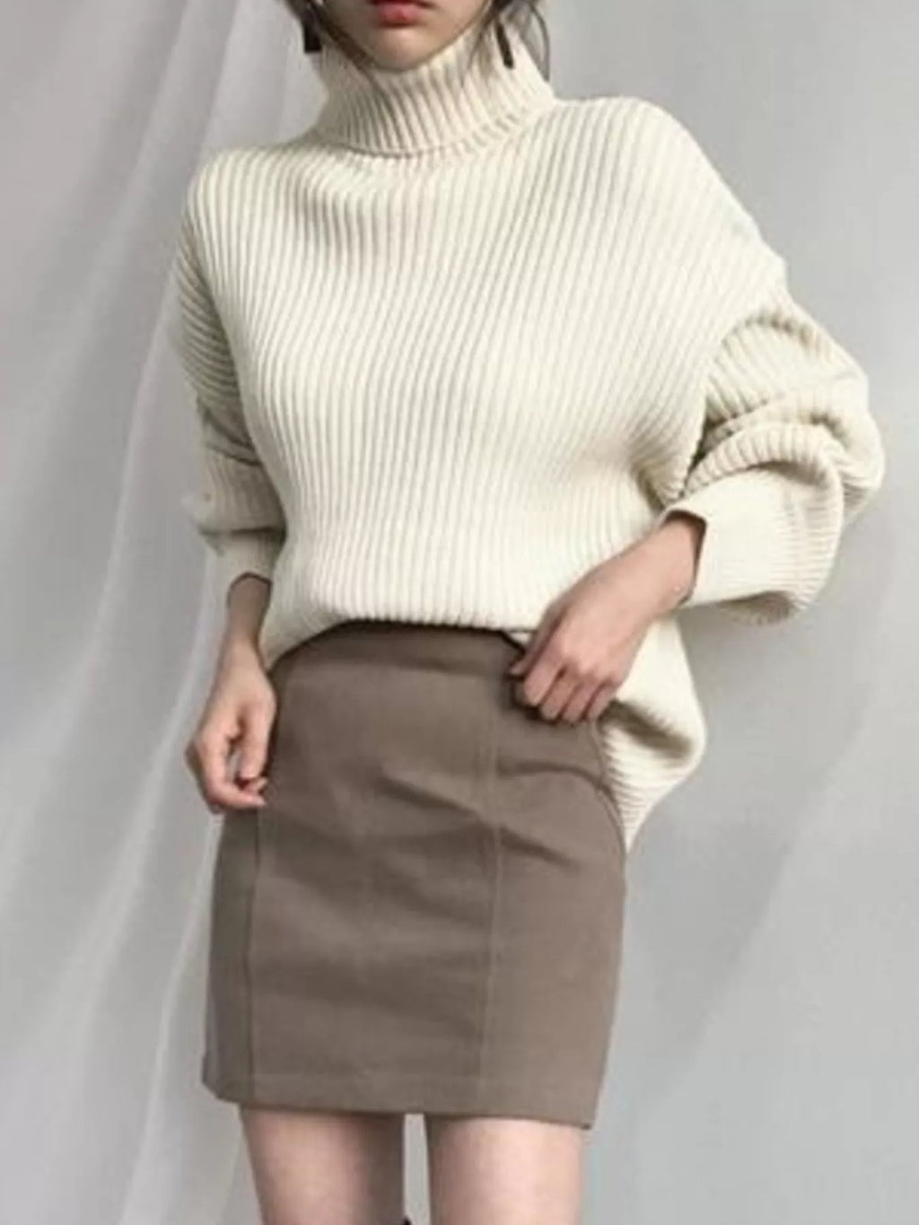 Oversized Turtleneck Ribbed Knit Sweater (9)