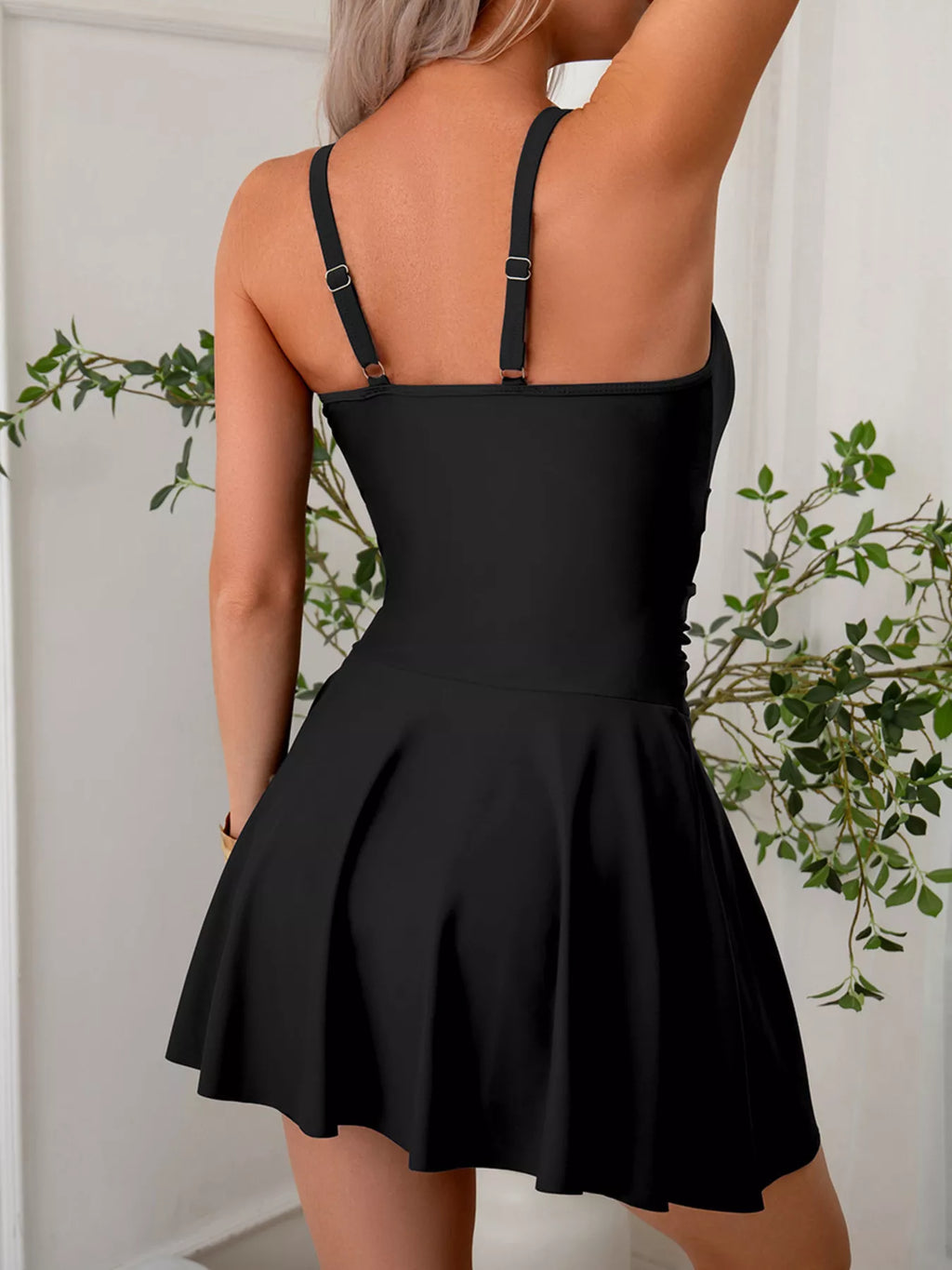 Mesh Panel Scoop Neck One-piece Swimsuit (5)
