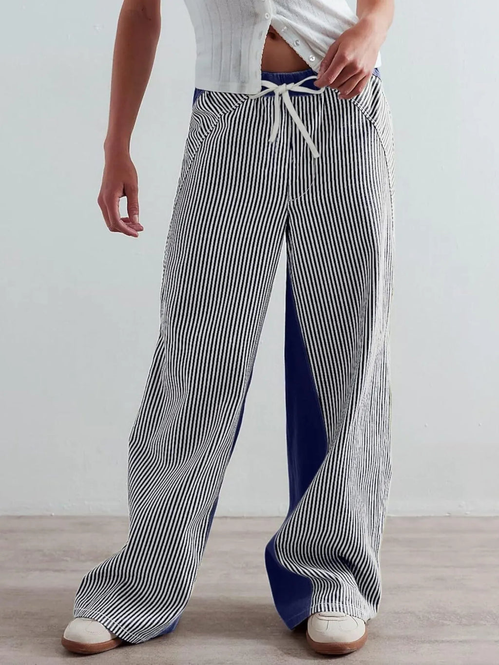 Striped Wide Leg Jeans (4)